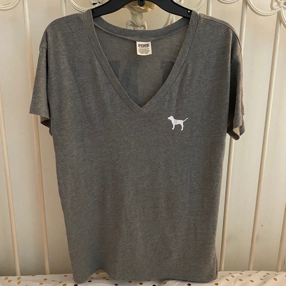 VS PINK V-Neck Shirt